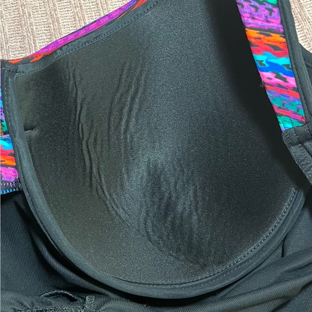 Miraclesuit Women's Vibrant Striped One Piece 24W - Picture 4 of 10